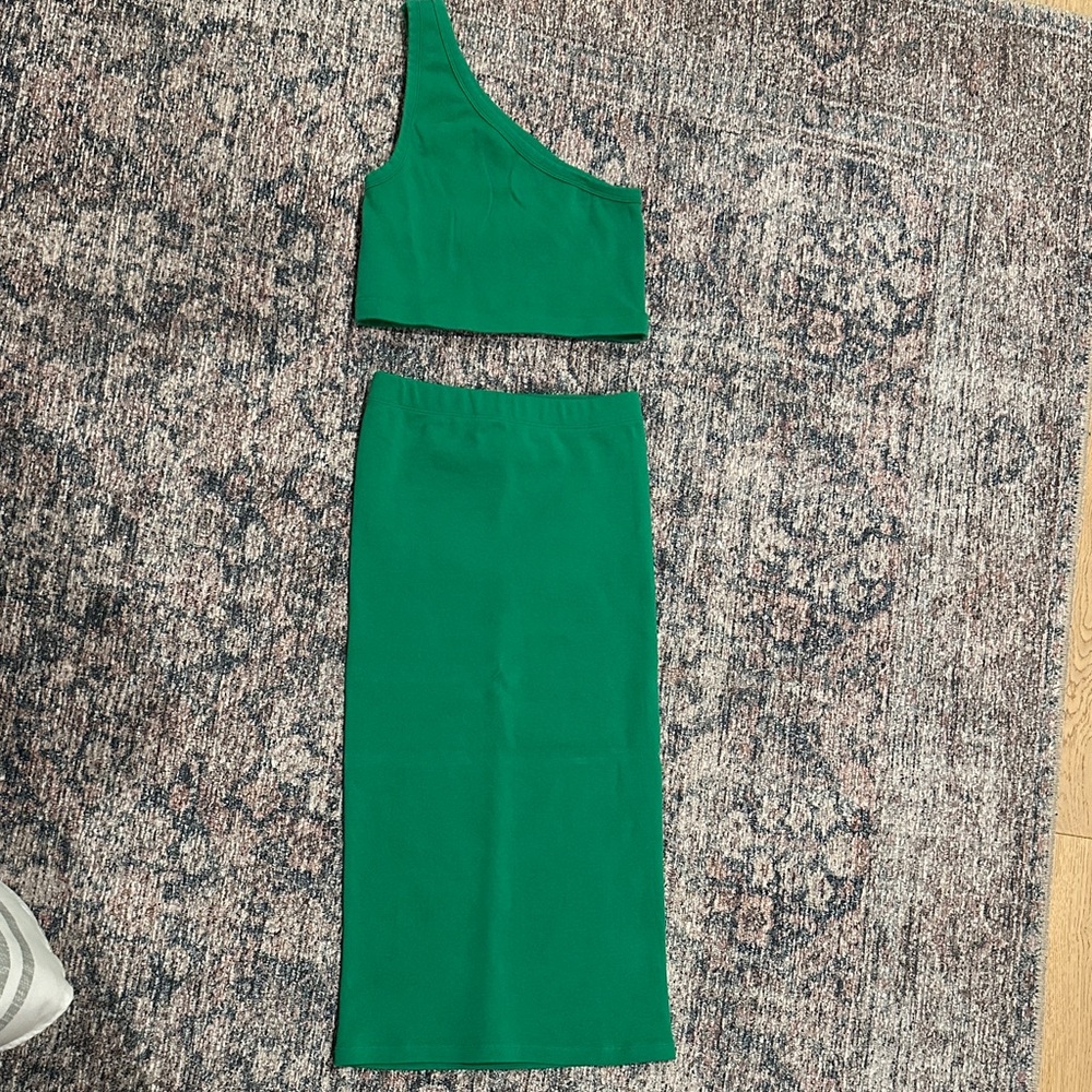 Zara Green Midi Skirt set